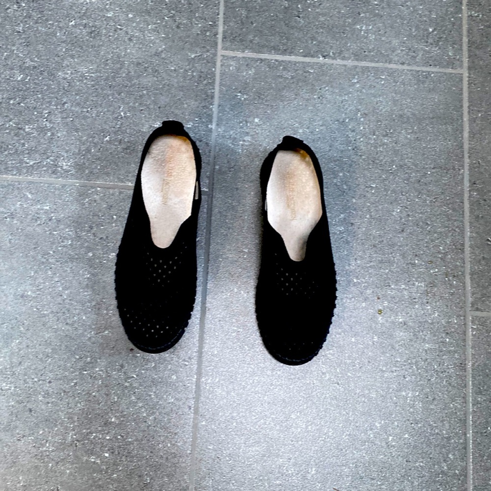 RARE black-soled Tulip sneakers from Ilse Jacobsen